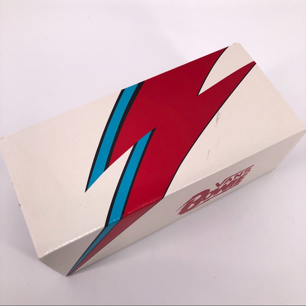 VANS David Bowie Old Skool Aladdin Sane Sneaker - Picture 8 of 8